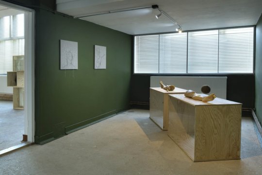 Banquet (Heads and Tails installation) 